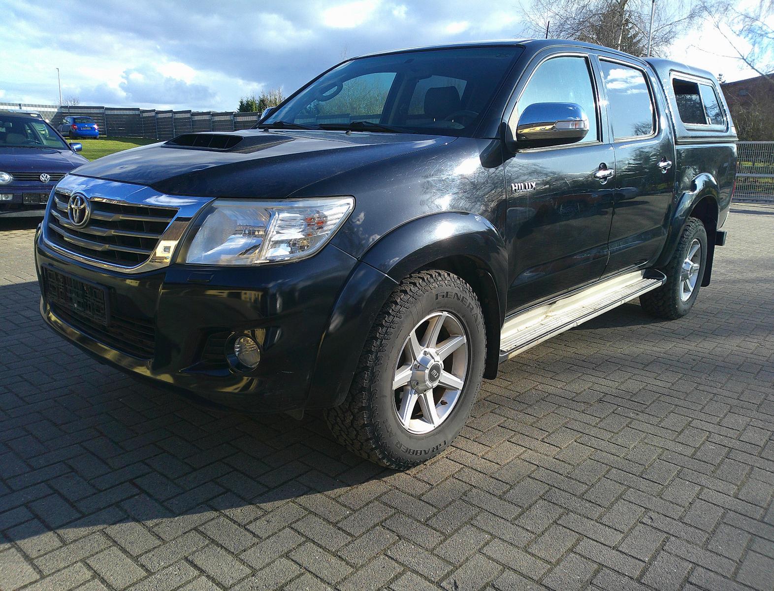 Toyota Hilux 3,0 TD Aut,Executive 4x4,Navi,Leder,Voll