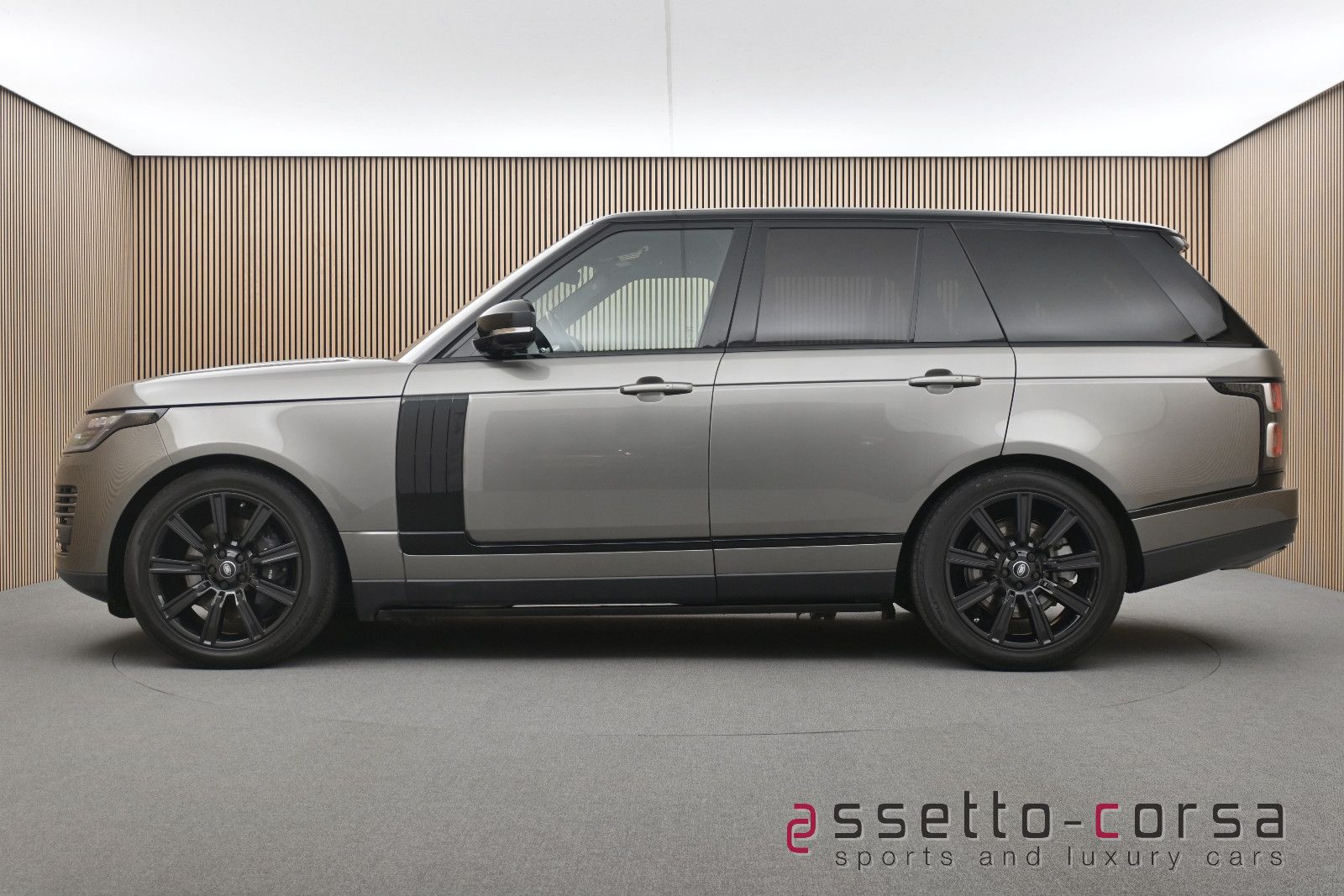 Land Rover Range Rover SDV8 Vogue*LED*Pano*AHK*Meridian