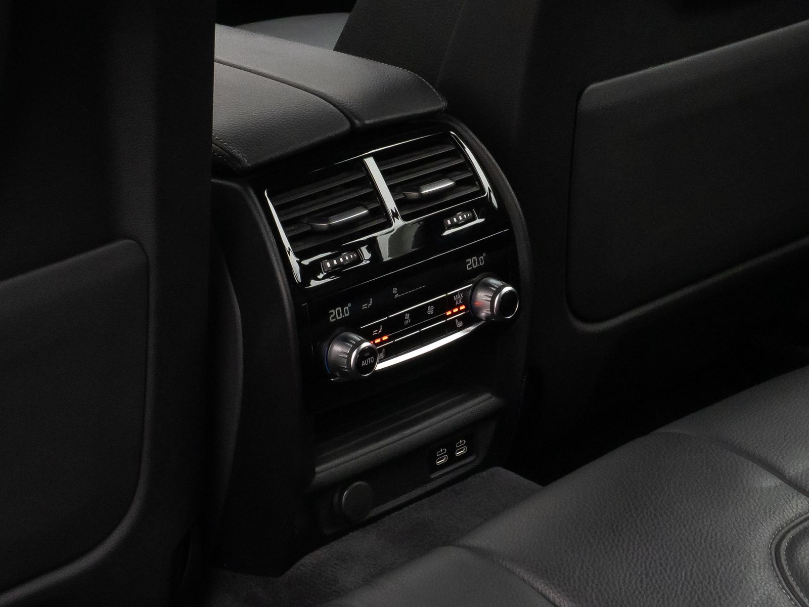 Fahrzeugabbildung BMW 520d LuxuryLine Kamera DAB CockPitPr Alarm Sport