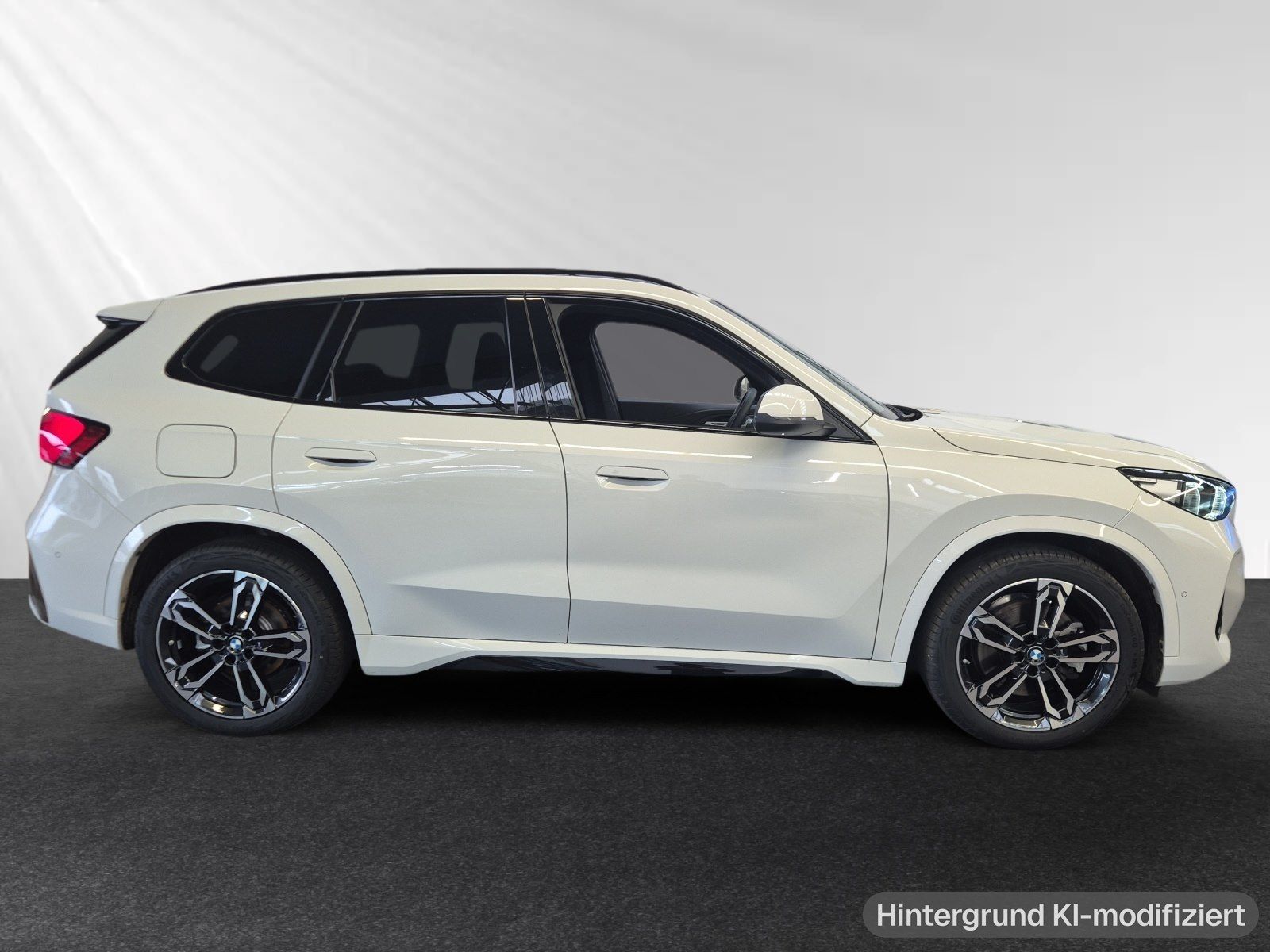 BMW X1 xDrive23d M Sport AHK Pano Harman Kardon foto 3