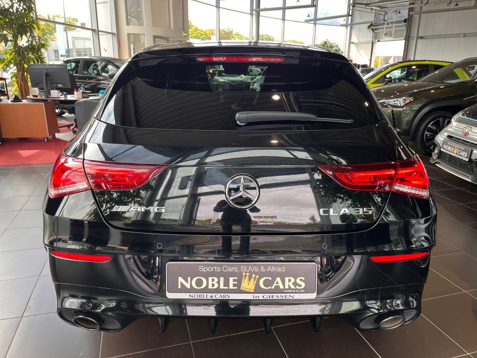 Fahrzeugabbildung Mercedes-Benz CLA -Klasse Shooting Brake 35 AMG 4MAITC 360°