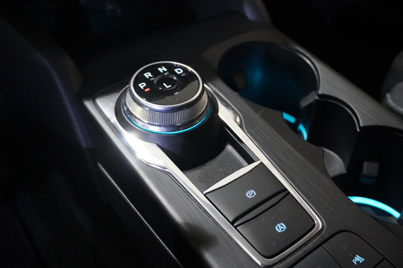 Fahrzeugabbildung Ford Focus Turnier 1.5D COOL & CONN NAVI/LED/SPORT/SH