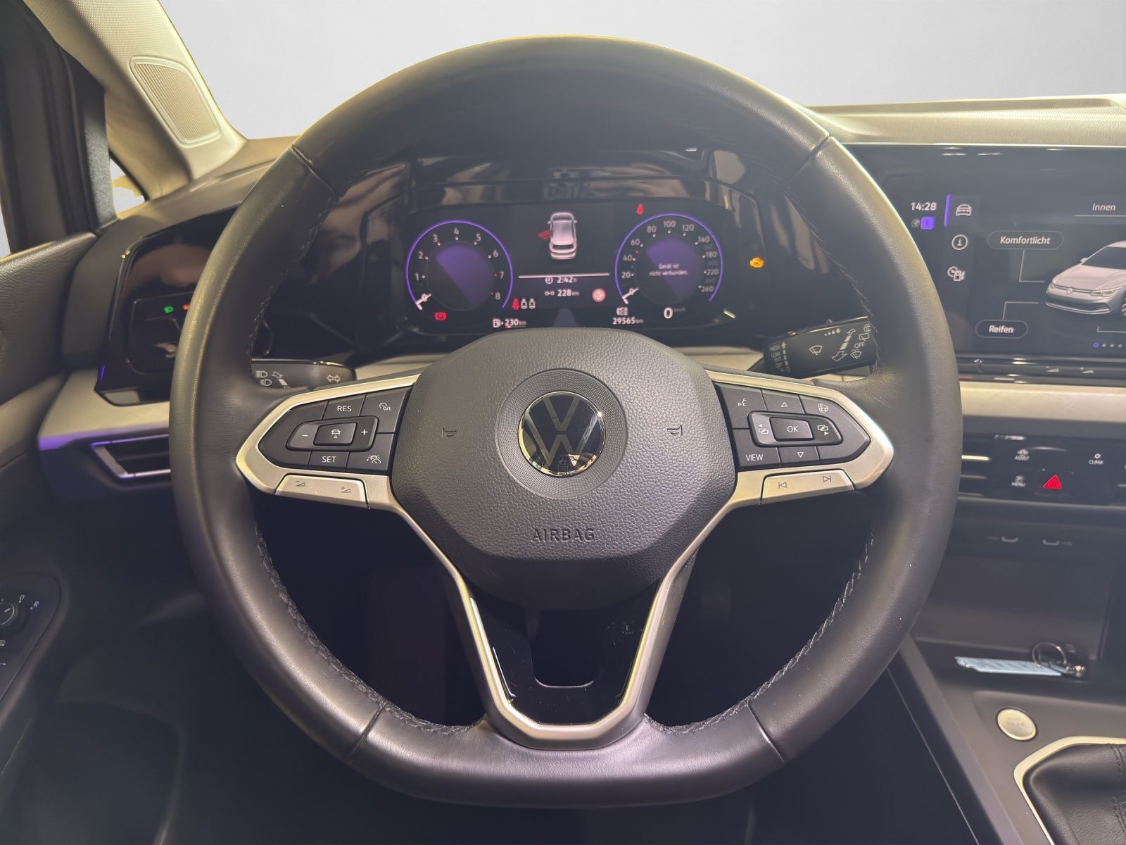 Volkswagen Golf - Bild 10