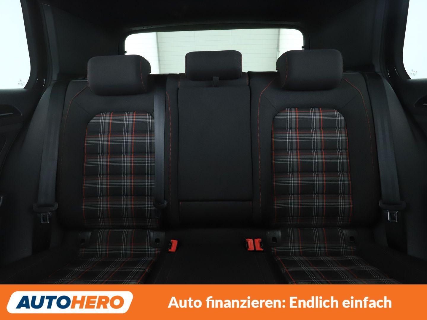 Volkswagen 2.0 TFSI GTI "Performance" BlueMotion Tech Aut.