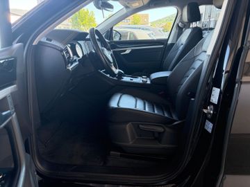 Volkswagen Touareg - 9