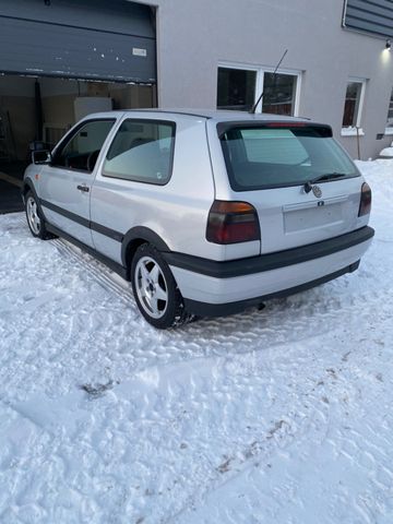 Volkswagen Golf 2.0 GTI Bordcomputer 