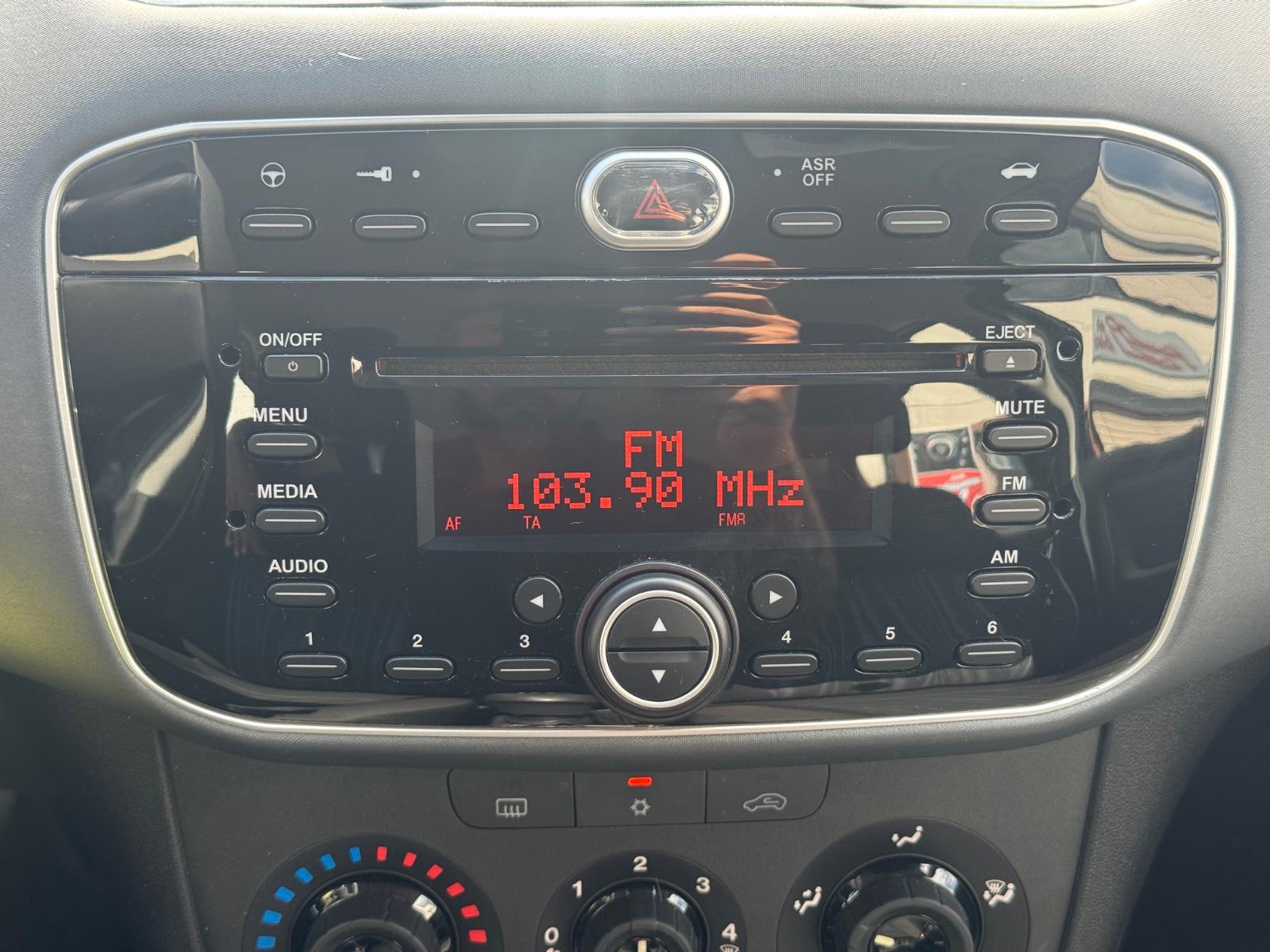 Fiat Punto Evo Active | 5 Türer | Klima