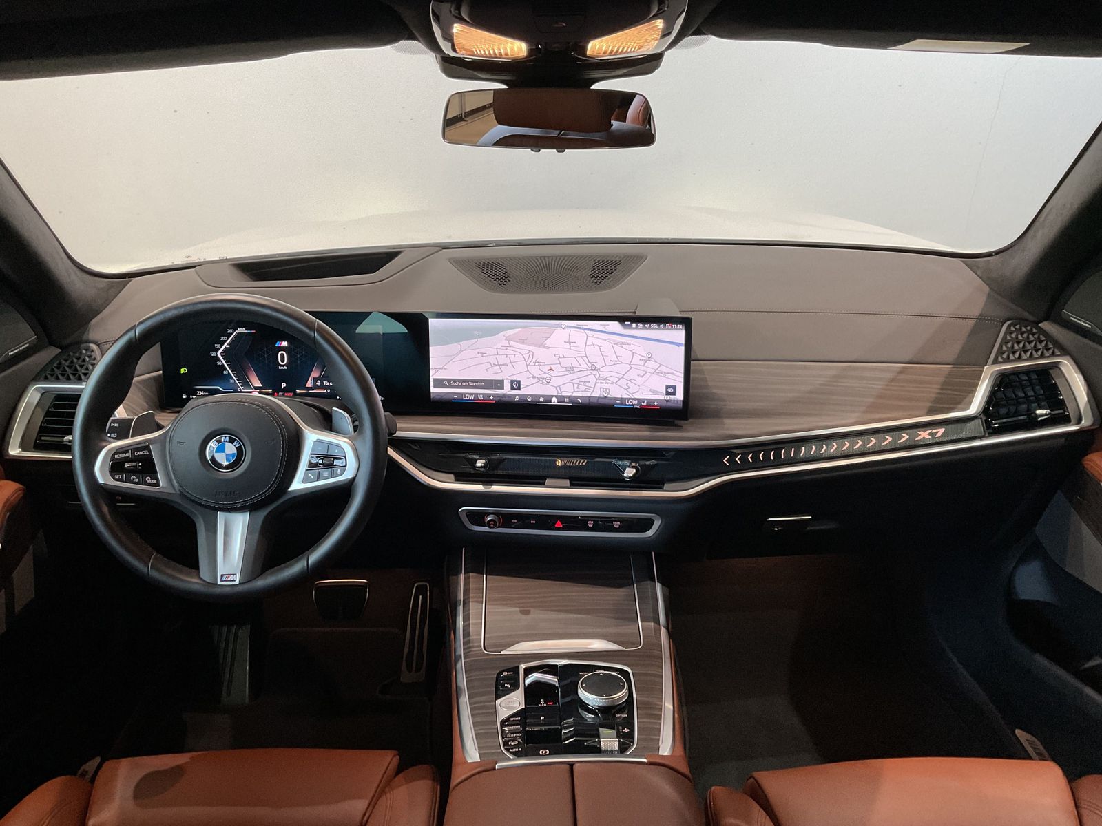 Fahrzeugabbildung BMW X7 xDrive40d M Sportpaket, Sky Lounge, Standheiz
