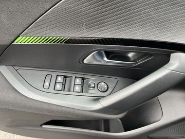 Peugeot 2008 PureTech 100 Active