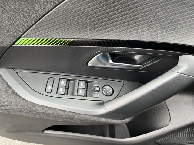 Peugeot 2008 PureTech 100 Active