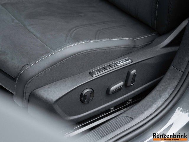 Golf VIII eHybrid Style AHK HUD Keyless ergoSitz