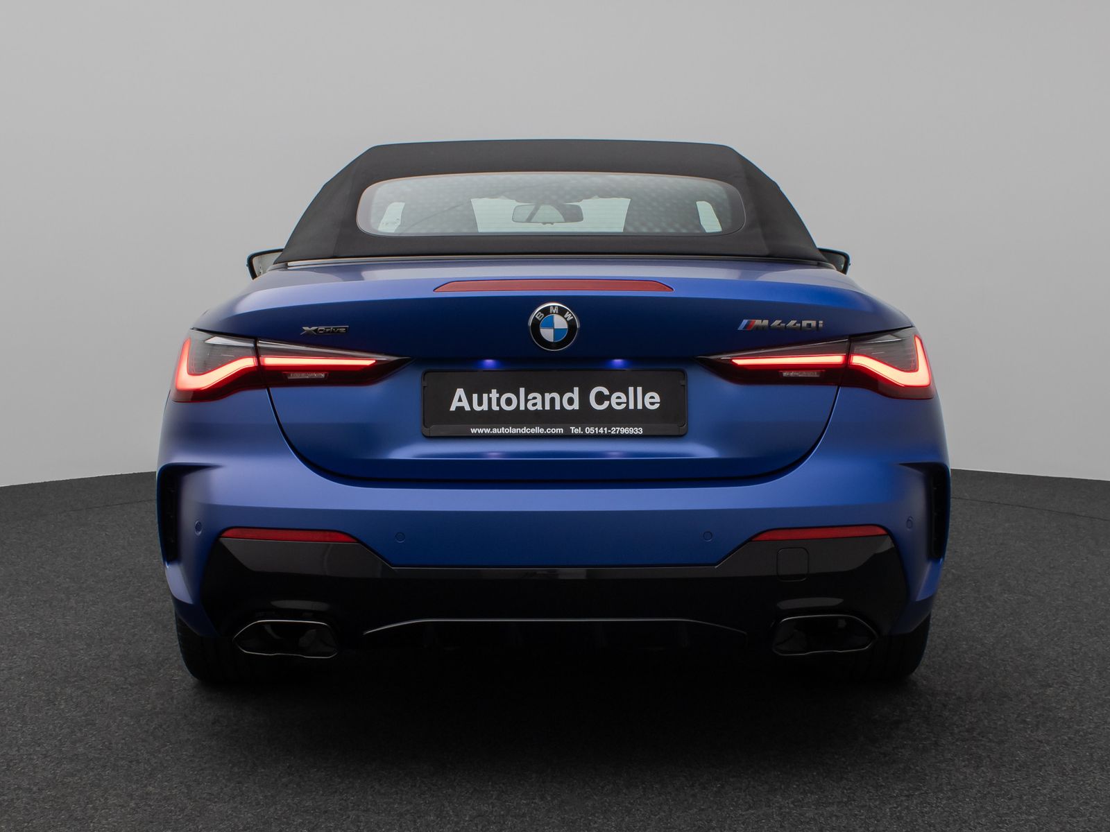 Fahrzeugabbildung BMW M440i xD Cabrio DAB Kamera HUD Individual 19Zoll