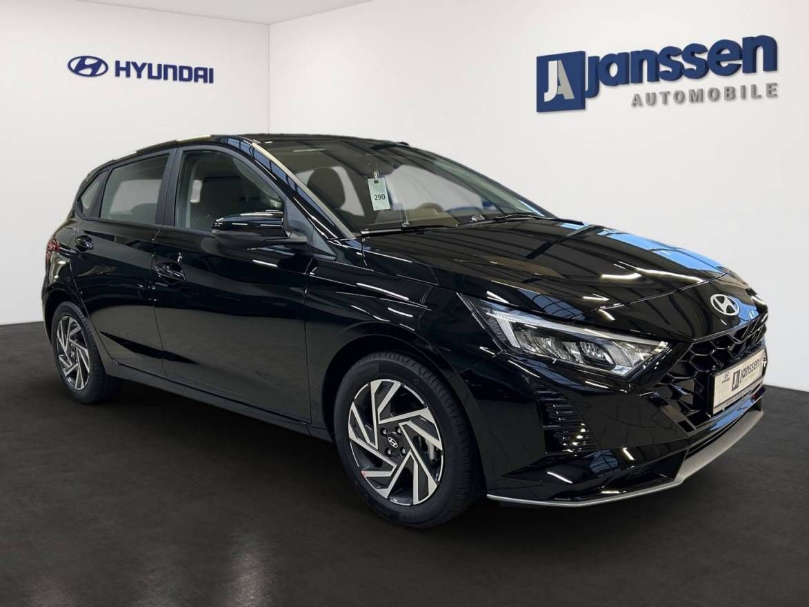 Fahrzeugabbildung Hyundai i20 FL 2WD Trend