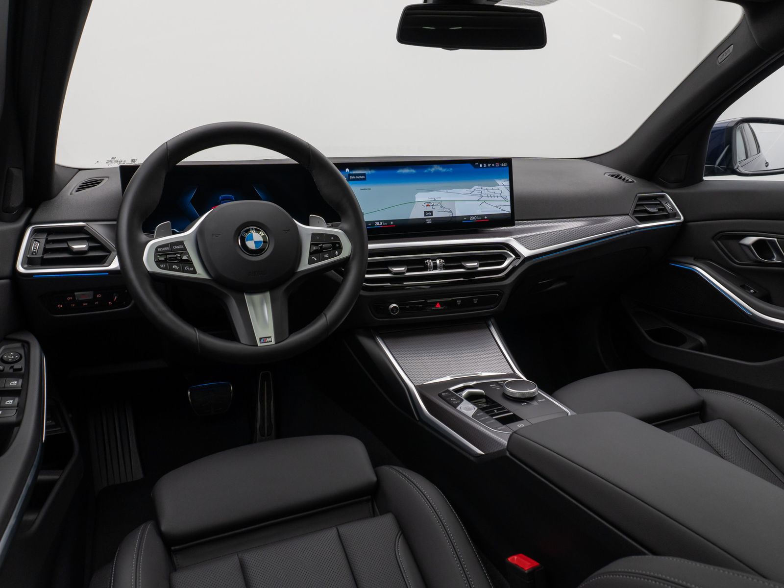 Fahrzeugabbildung BMW 320i M SportPro Panorama Kamera DAB HiFi Stop&Go