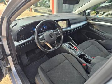 Volkswagen Golf - 3