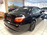 BMW 525i Lim. Navi*Leder*Bi-Xenon*Autom.*49.TKM* - BMW 525 mit Benzin-Antrieb: Limousine