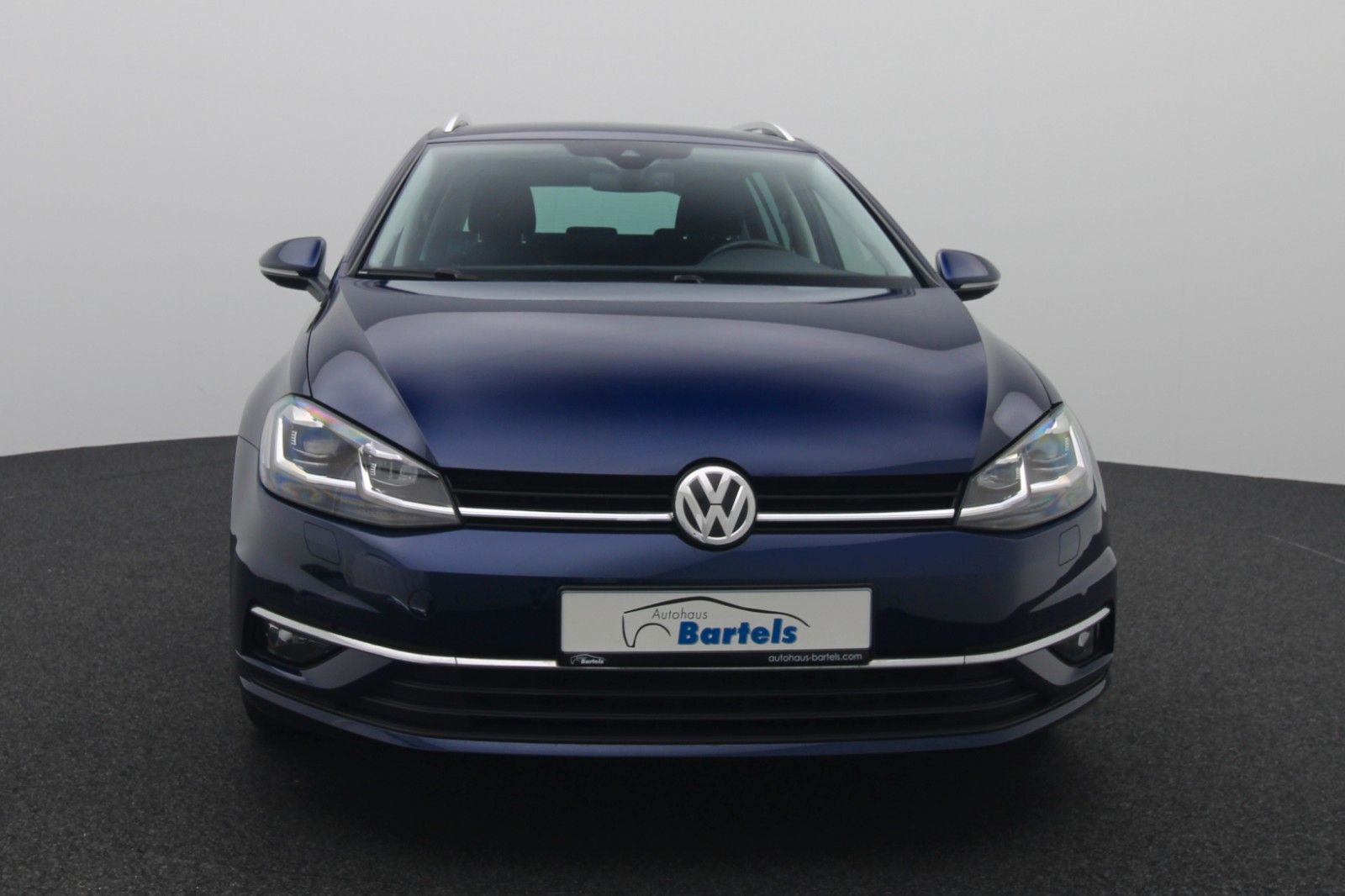 Fahrzeugabbildung Volkswagen Golf VII Variant 1.5 Join ACC KameraStandheizung