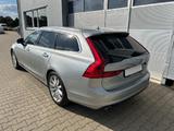 Volvo V90 D5 Momentum AWD/Leder/Navi/AHK/PDC/Kamera/18 - mit Diesel-Antrieb: Leder, Kombi, 1.9