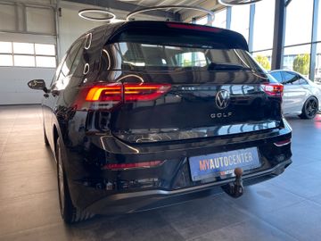 Volkswagen Golf VIII Lim. Life *FAHRSCHULAUTO*LED*AHK*ACC*