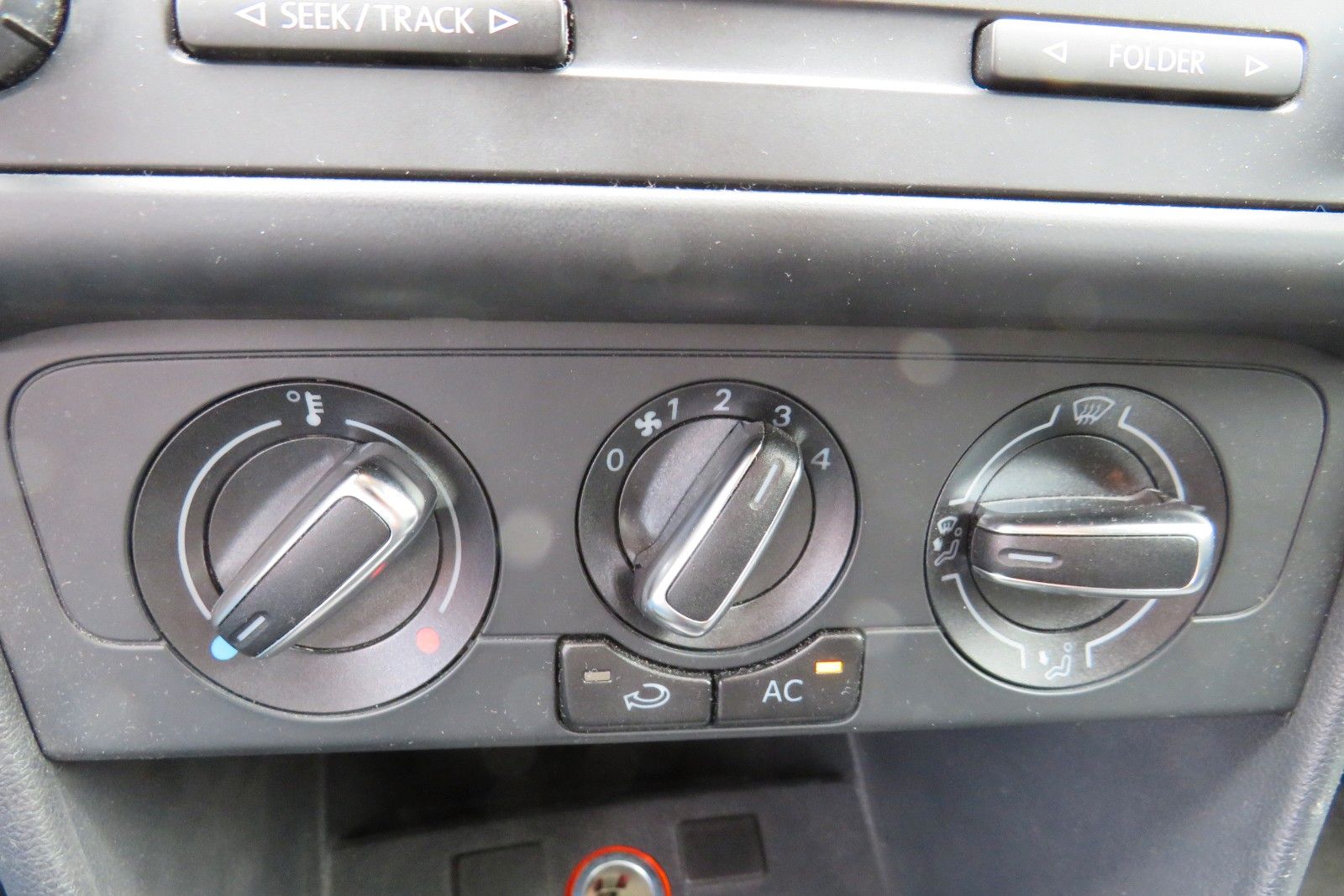 Fahrzeugabbildung Volkswagen Polo V Comfortline KLIMA RADIO SCHECKHEFT