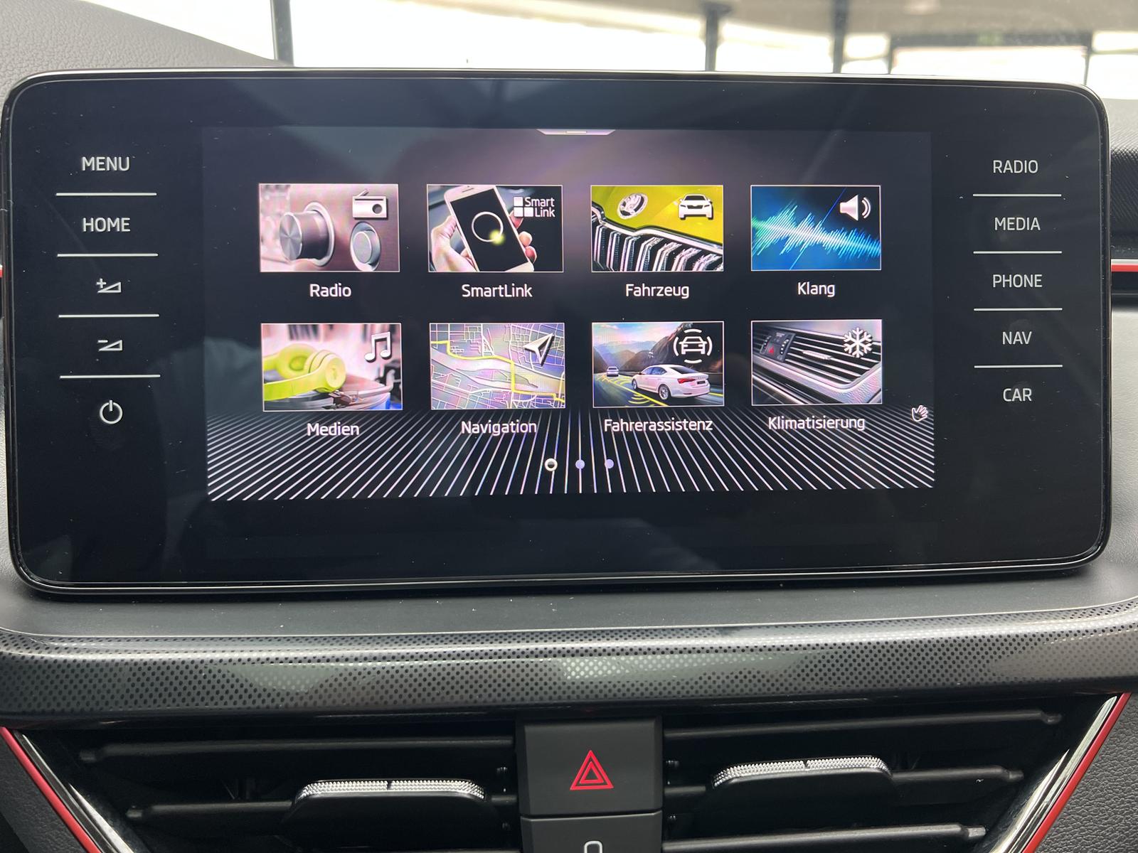 Skoda Scala 1.5 TSI Monte Carlo Panorama PDC SmartLink