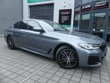 BMW 530 e xDrive M Sport LED/KAM/HEADUP/SOFTCLOSE - BMW 530 mit Hybrid-Antrieb