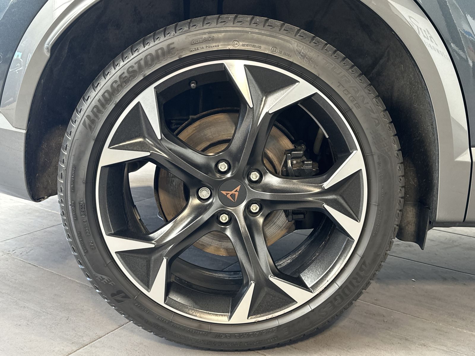 Fahrzeugabbildung CUPRA Formentor VZ 4Drive NAV+MATRIX+ACC+BEATS+19ZO