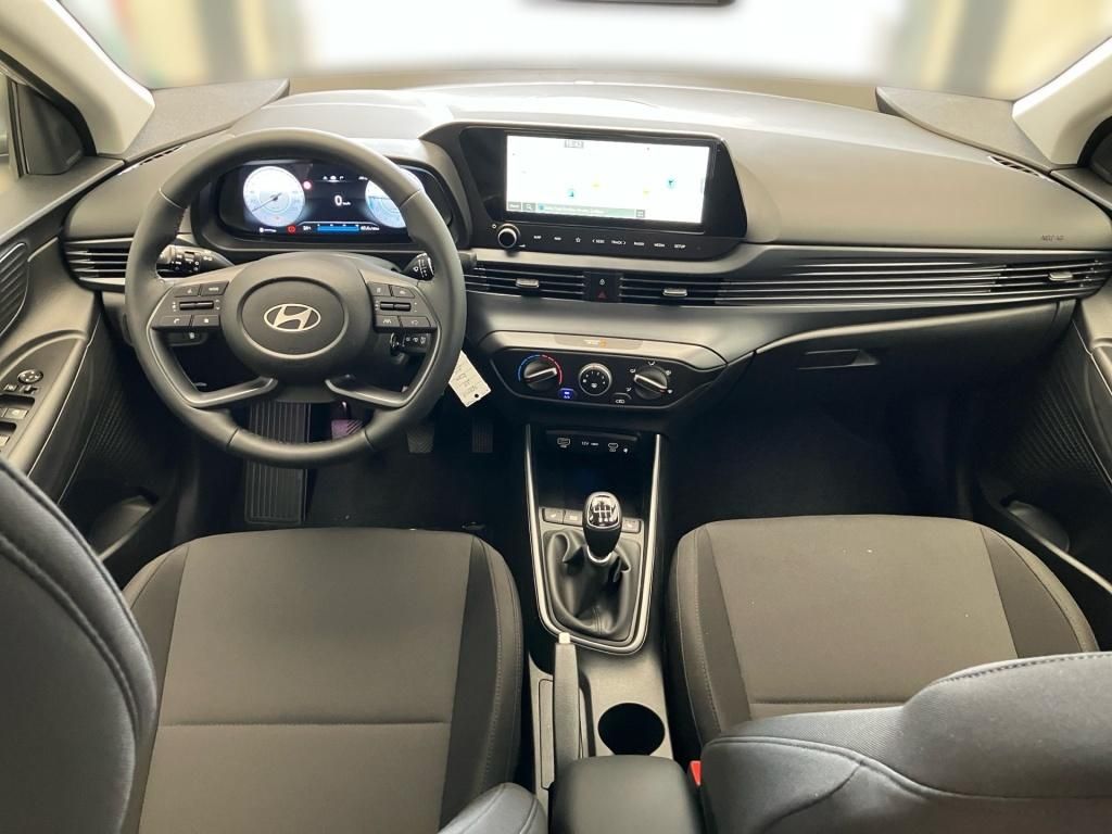 Fahrzeugabbildung Hyundai i20 FL (MY25) 1.0 T-GDI (100 PS) 6-MT 2WD Navi