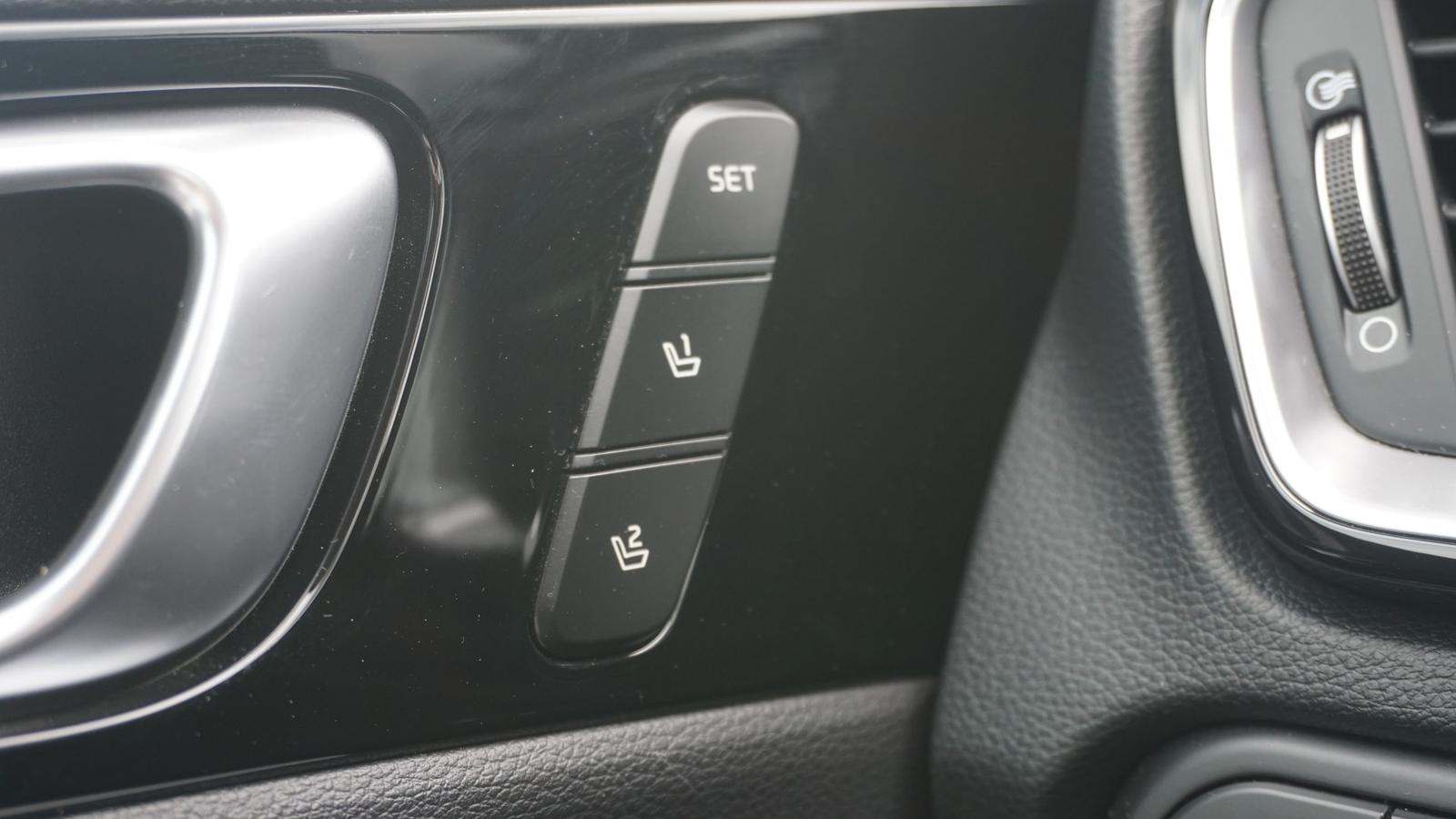 Kia XCeed 1.6 T-GDI Platinum Edition LED Panorama