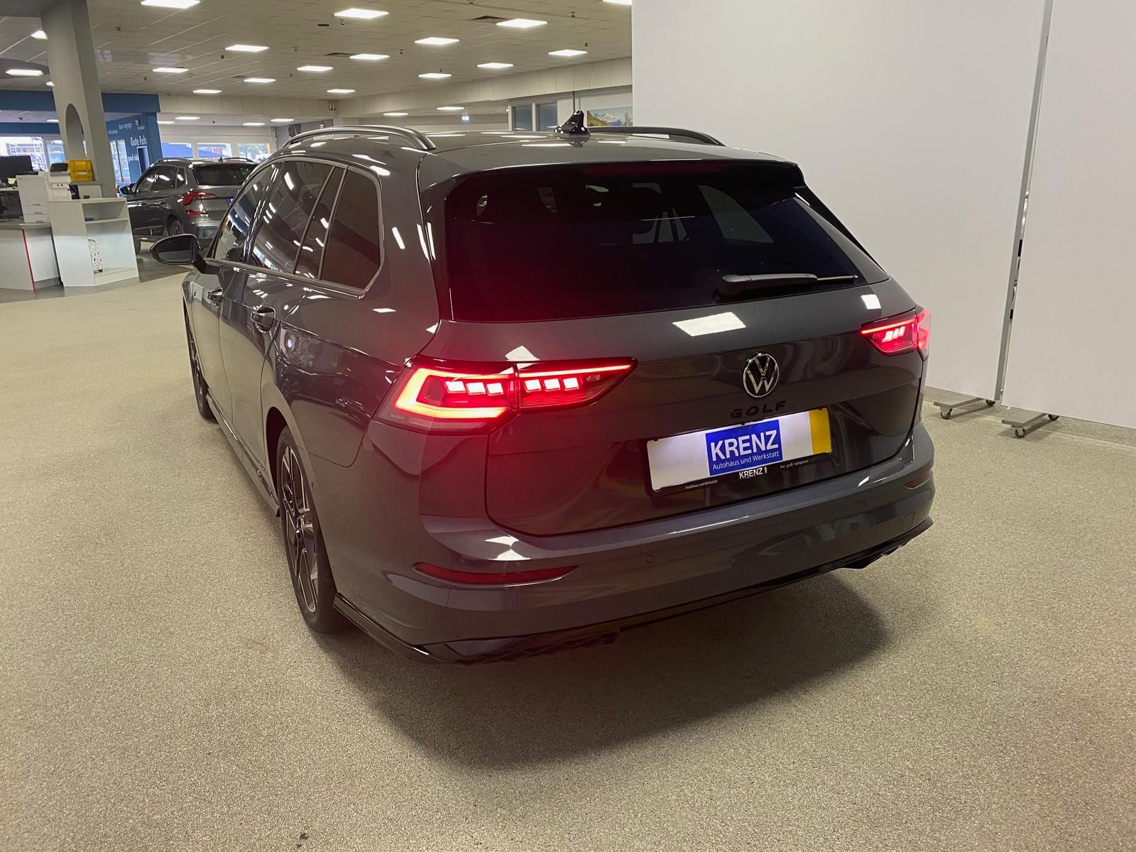 Fahrzeugabbildung Volkswagen Variant 2.0 TDI DSG R-Line BLACKSTY+MATRIX+5JGAR