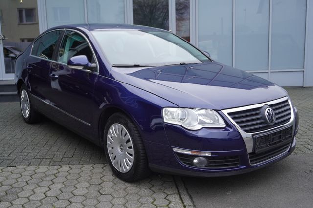 Volkswagen Passat  Comfortline 1.Hand/Klima/Tempomat