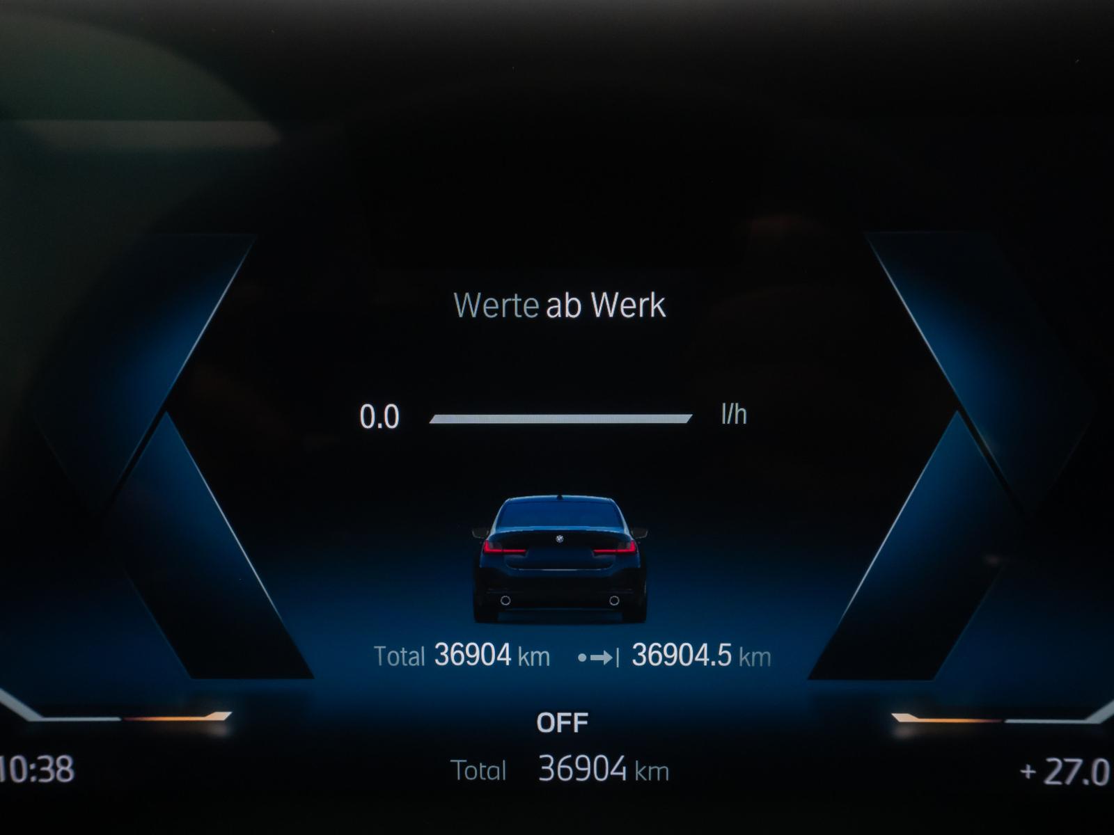 BMW 318i  Widscreen PDC GeschwindigReg DAB Cockpit+