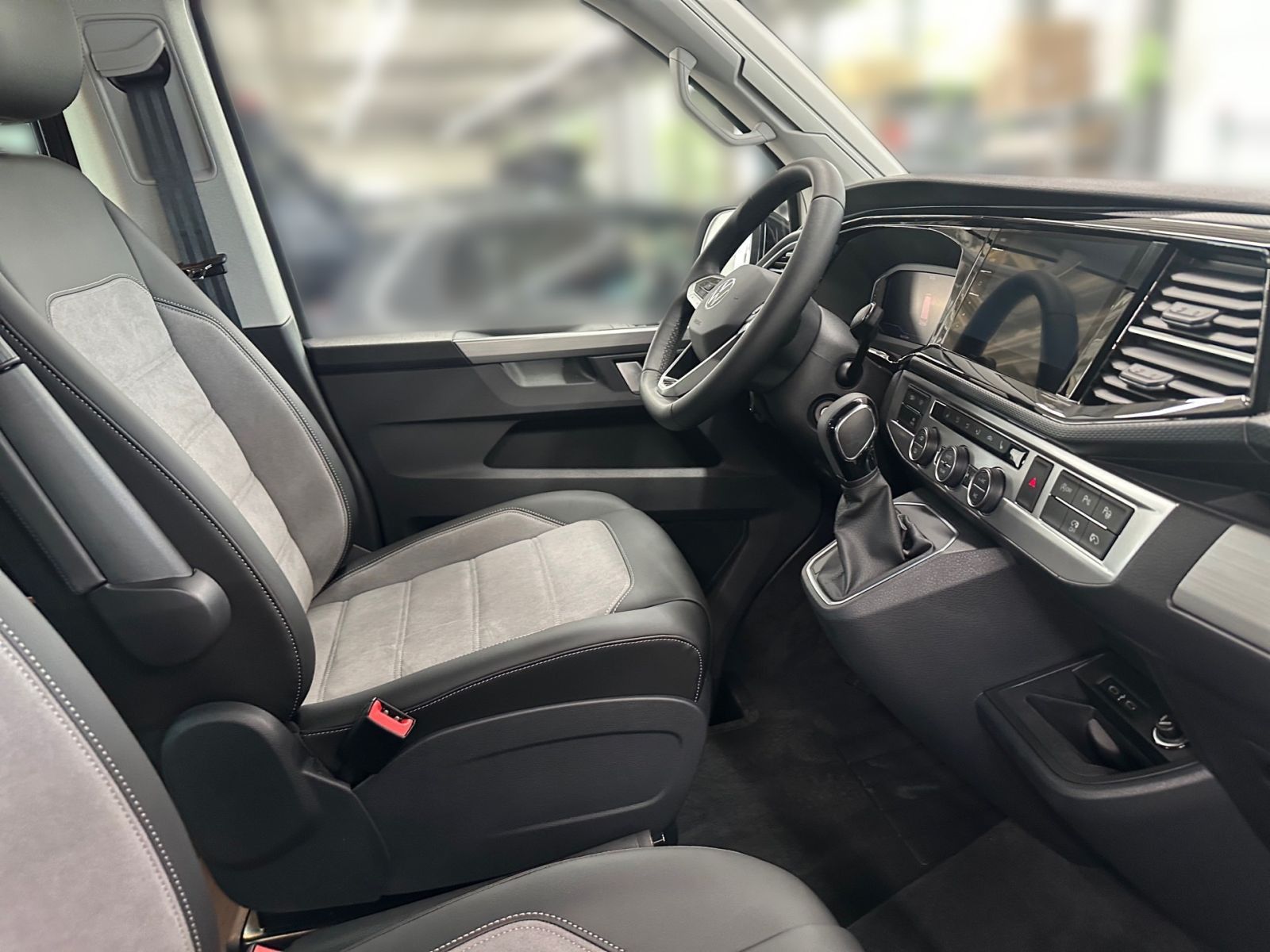 Volkswagen T6.1 California 2.0 TDI Beach Navi DCC DAB+ LED foto 13