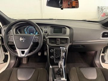 Volvo V40 - 8