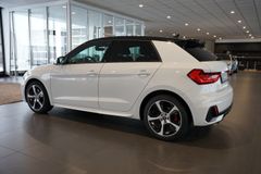 AUDI A1 Sportback 40 TFSI | 2 x S line | LED | SONOS AUDI A1 Sportback 40 TFSI | 2 x S line | LED | SONOS