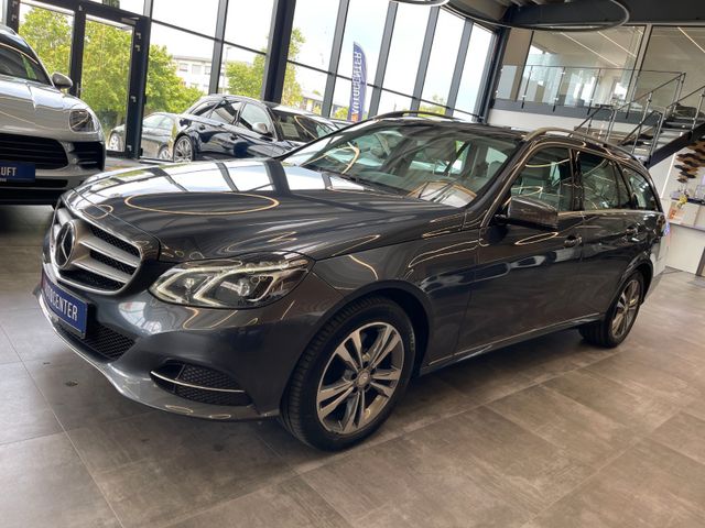 Mercedes-Benz E 350 BlueTec 4Matic Aut*ACC*AHK*NAVI*LEDER*PANO