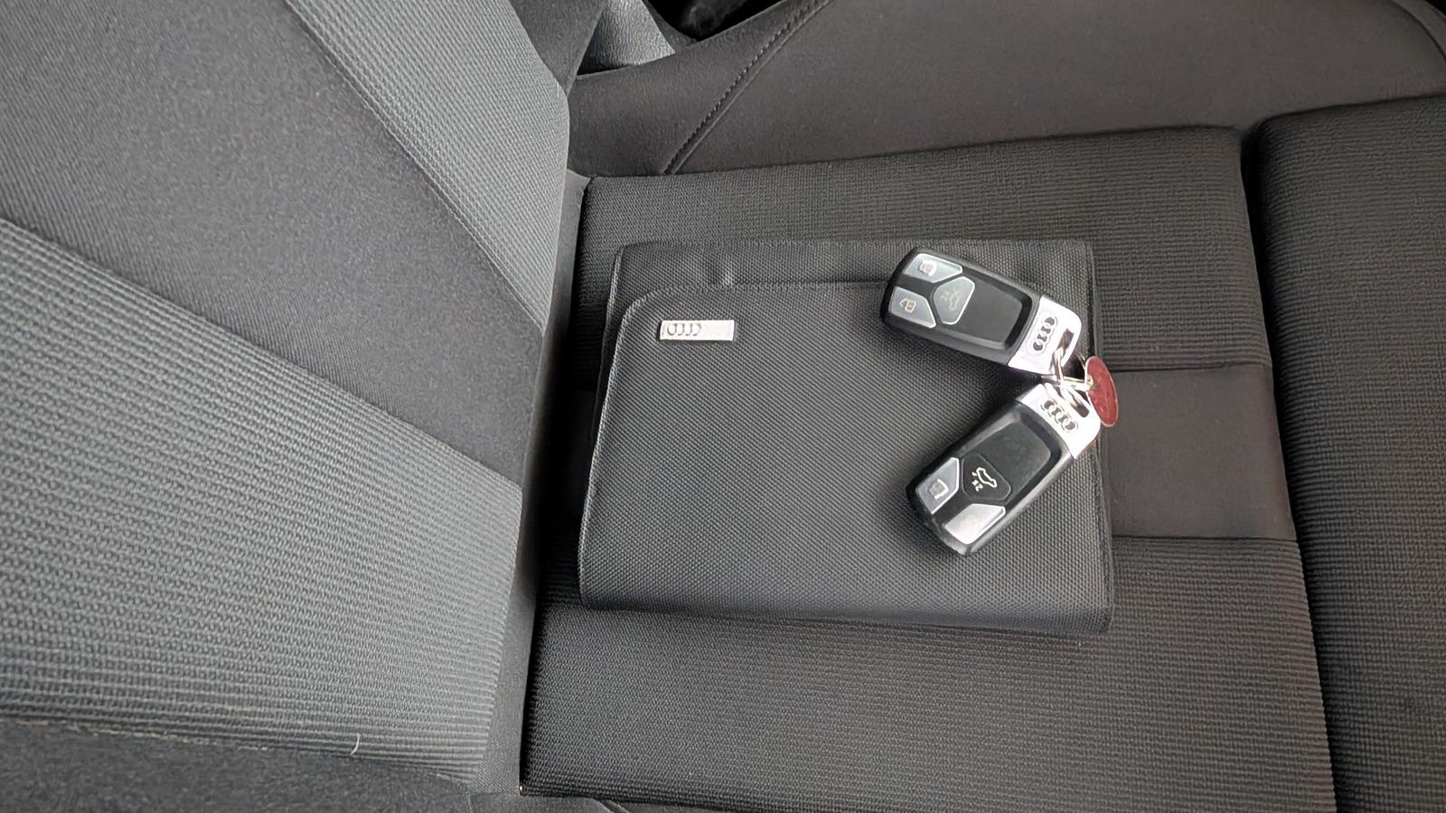 Audi A4 Avant 35 TDI sport S-tronic LED * Navi