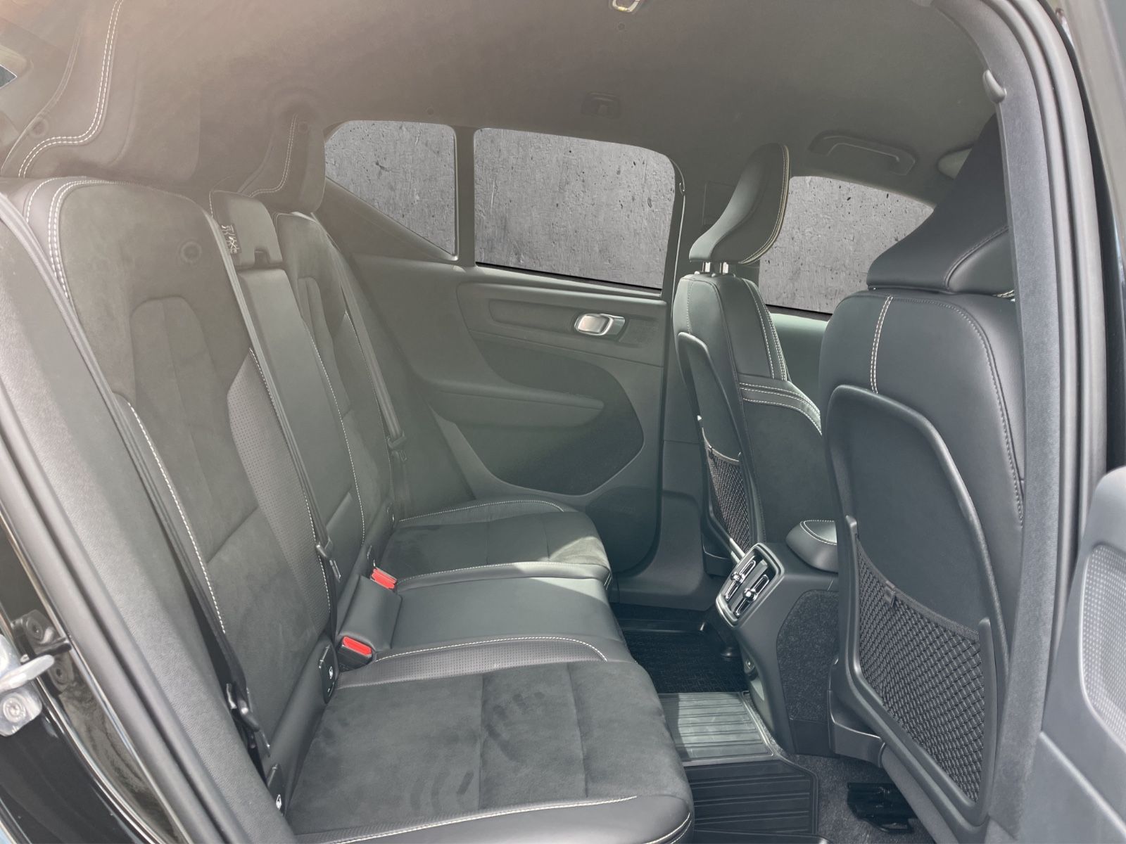 Volvo XC 40 R Design AWD AHK 360° LED H&K CARPLAY foto 21