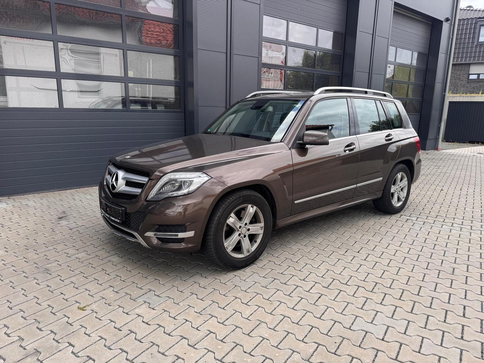 Mercedes-Benz GLK 220 CDI BlueEfficiency*Bluetooth*PDC*AHK*...