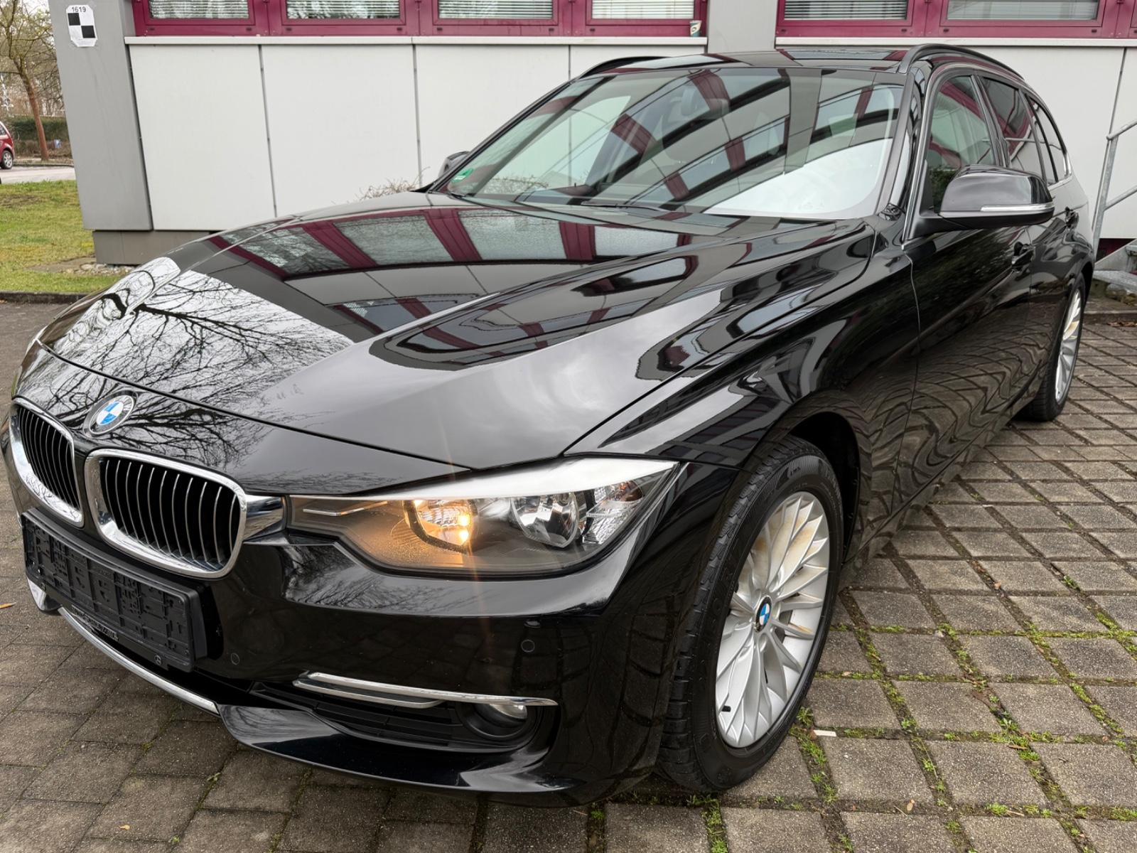 BMW 320d Luxury Line | Pano |