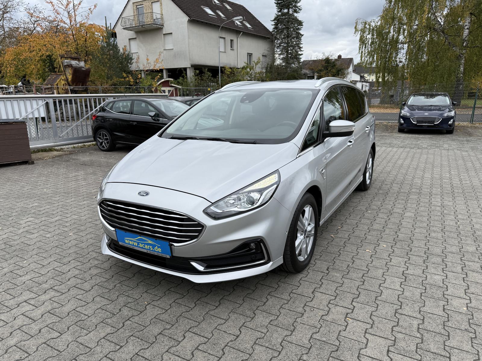 Ford S-Max Titanium 2,0 TDCI Aut Navi Kamera Temp PDC