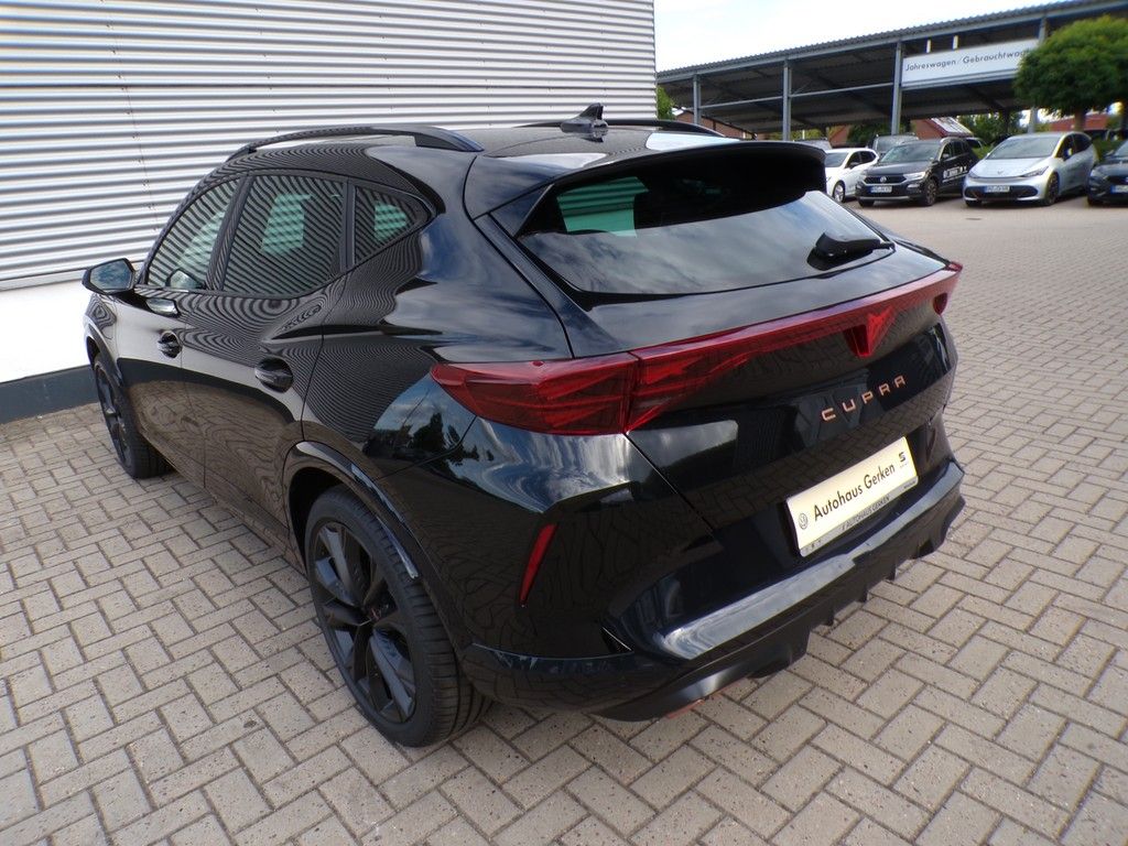 Fahrzeugabbildung CUPRA Formentor VZ 1.5 e-HYBRID Black Edition