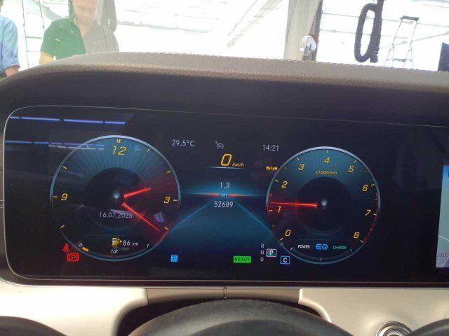 Fahrzeugabbildung Mercedes-Benz E200 Cab AMG HughEndMBUX Business AIRSCARF Totwi
