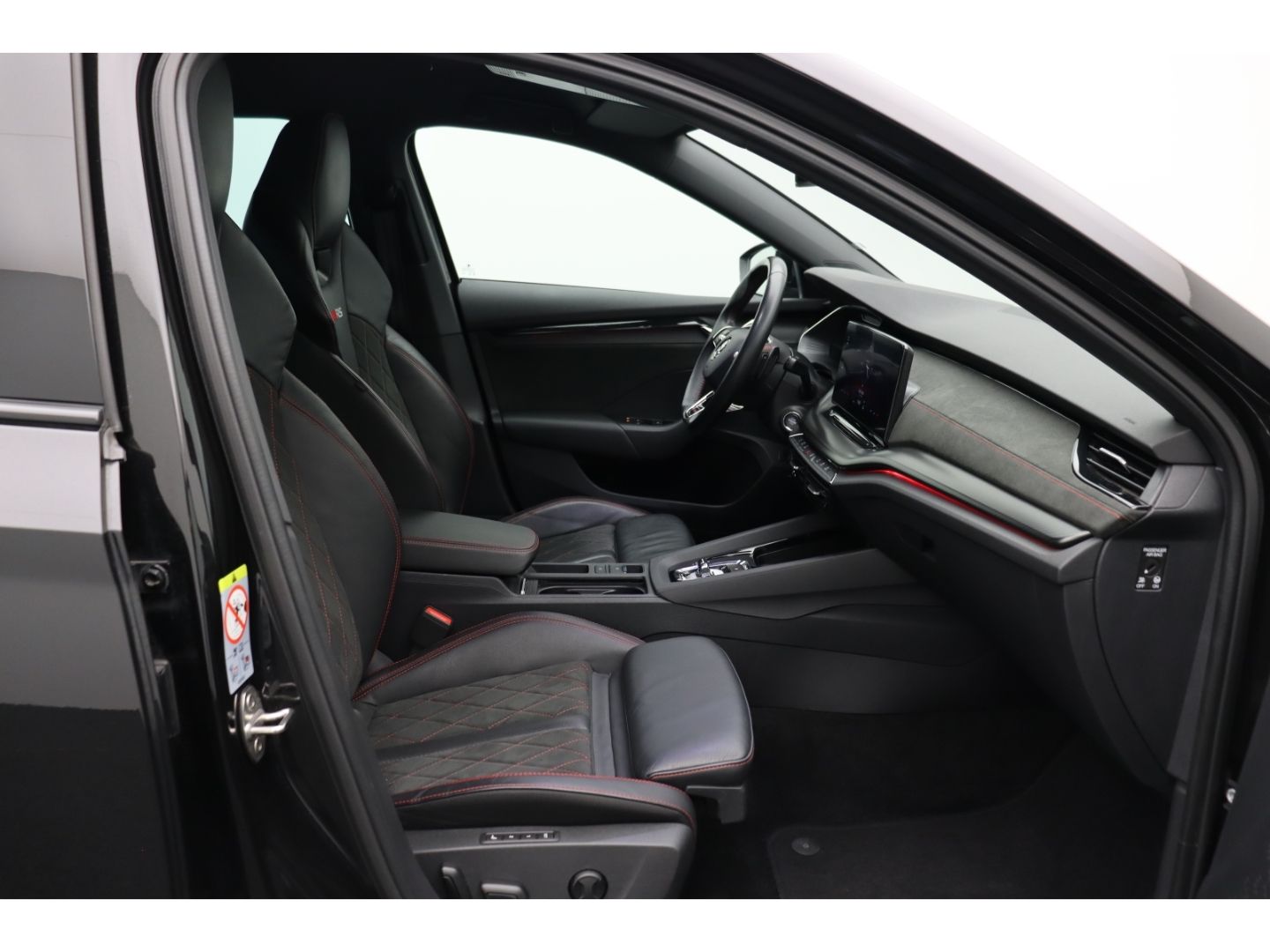 Fahrzeugabbildung SKODA Octavia Combi RS 4x4 AHK Memory ACC Canton Sound