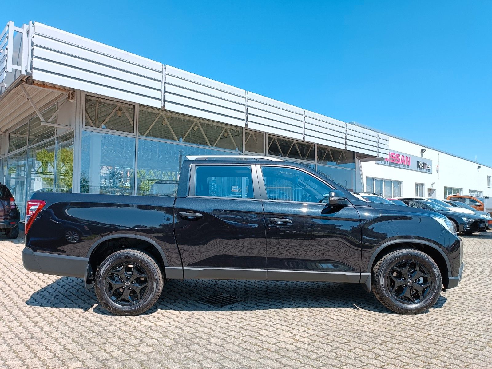 Fahrzeugabbildung Ssangyong Musso Grand 202PS AT 4x4  LEDER+XENON+SD+HARDTOP