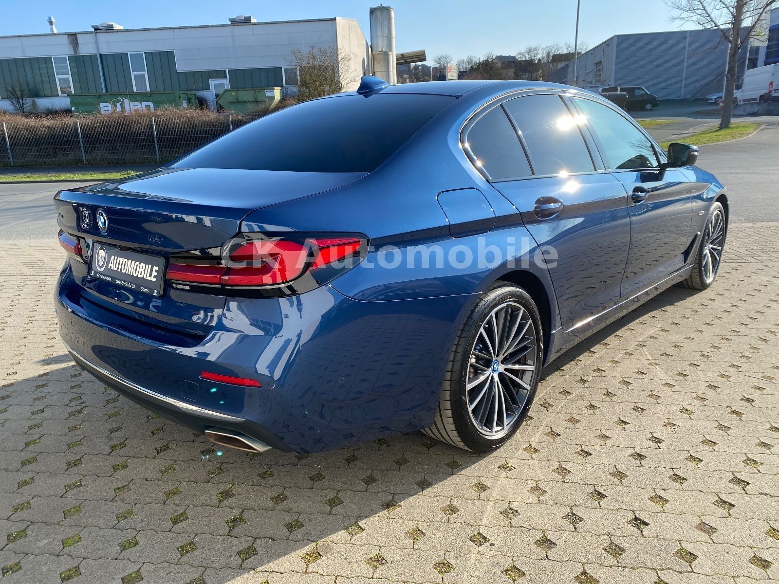 Fahrzeugabbildung BMW 545e Lim.xDrive Luxury Line/Laser/Navi/360°K/AHK
