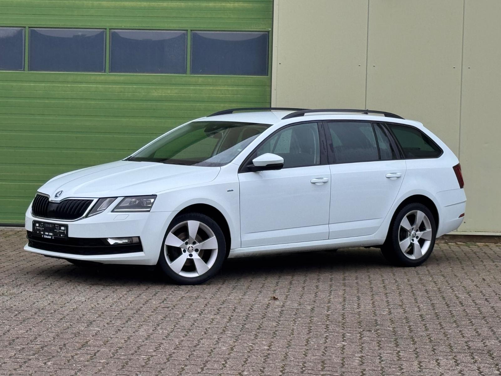 Skoda Octavia 2.0 TDI DSG Combi Clever/Navi./AHK/SHZG