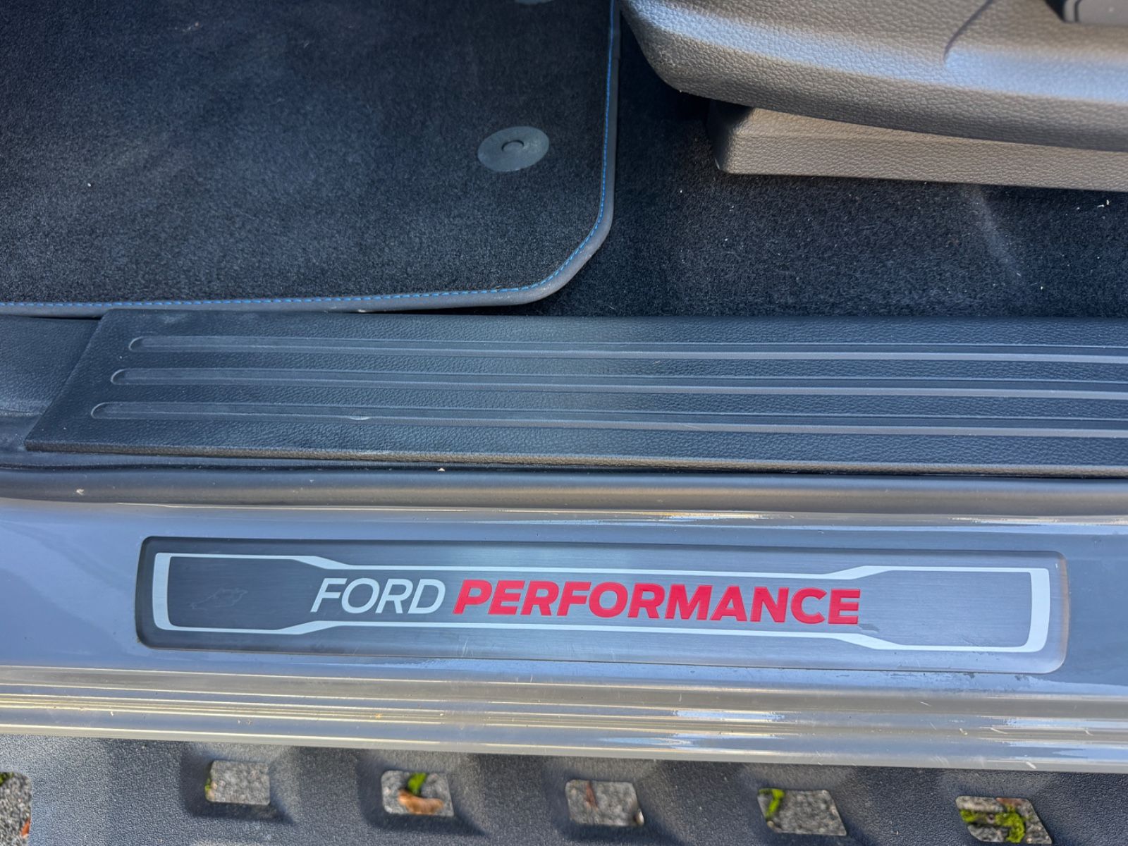 Fahrzeugabbildung Ford Raptor Performance LED+Navi+Standheizung+Keyless