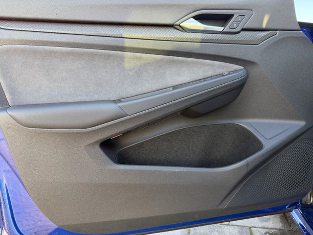 Golf VIII R 2.0 TSI 4Motion Navi HarmanKardon