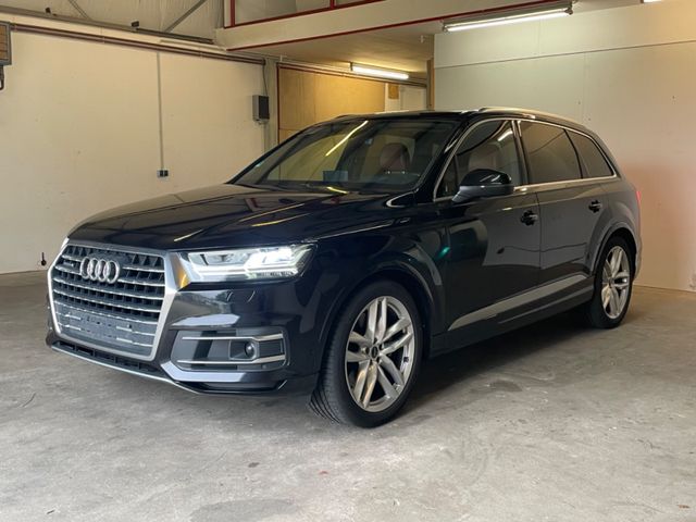 Audi Q7 3.0 TDI quattro°S-Line°7-Sitze°Massage°HUP°